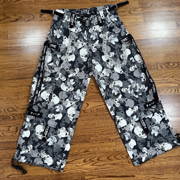 Tripp Nyc x DeathNote Ryuk Skulls Cargo Pants Back White With - Main Image